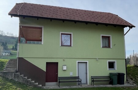 Večnamenski objekt Hudi Kot